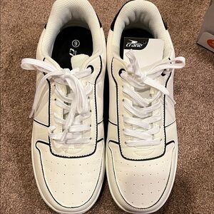 Crane Mens Casual White and Black Sneakers NWT